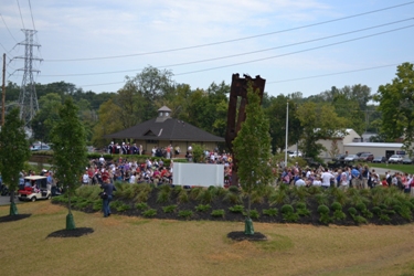 Crowd at Beavercreek Septemer 11 Memorial